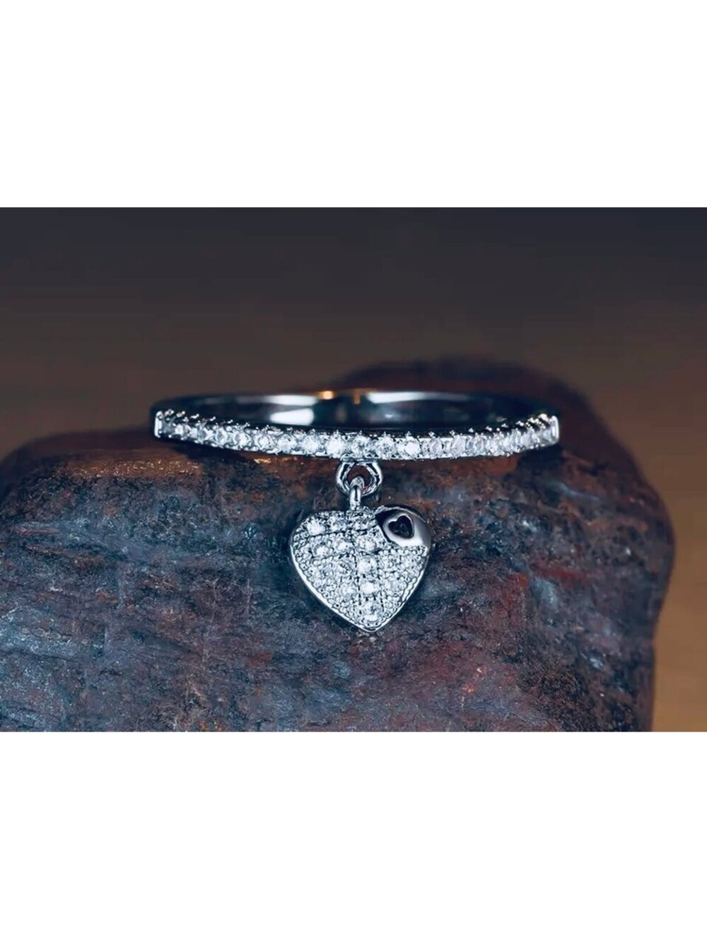 New - Gorgeous - Uniquely Crafted - Dangle Drop Zirconia Heart Ring - Size 7